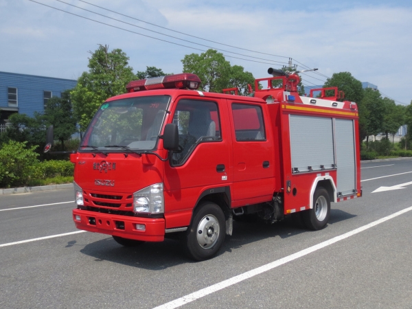 藍牌五十鈴水罐消防車