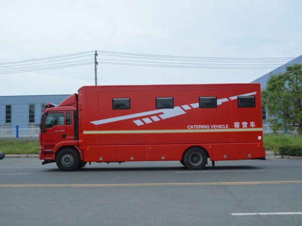 JDF5180TSYZ6型宿營(yíng)車